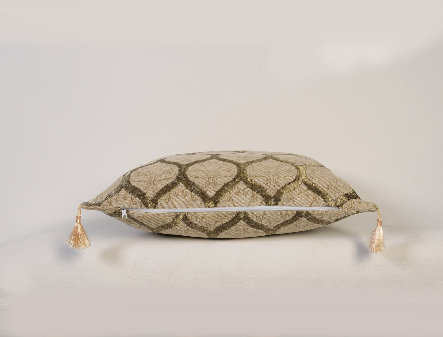 Oriental Home®  Tasseled Kilim Pillow Cover