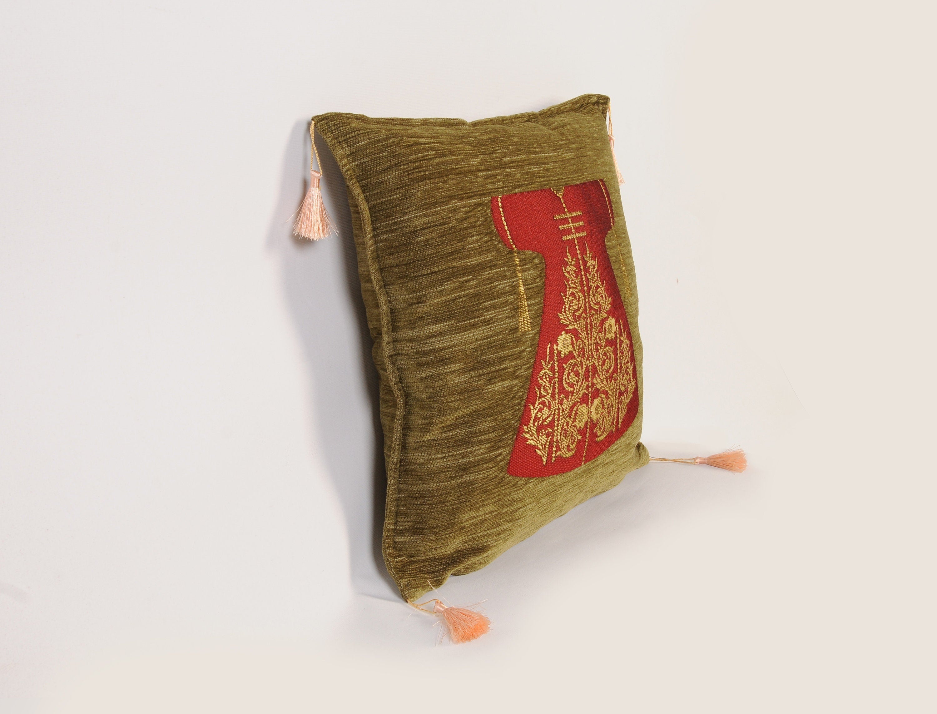 Oriental Home®  Tasseled Kilim Pillow Cover