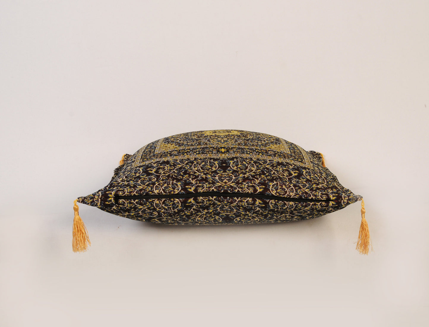 Oriental Home®  Tasseled Kilim Pillow Cover