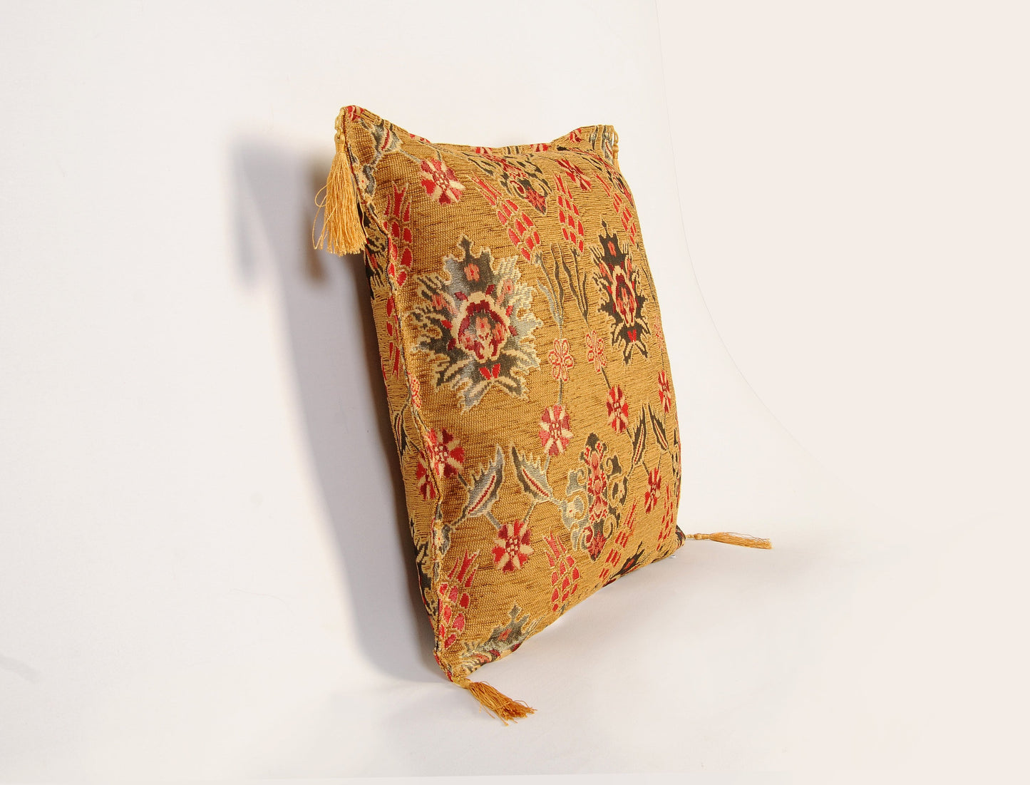 Oriental Home®  Tasseled Kilim Pillow Cover