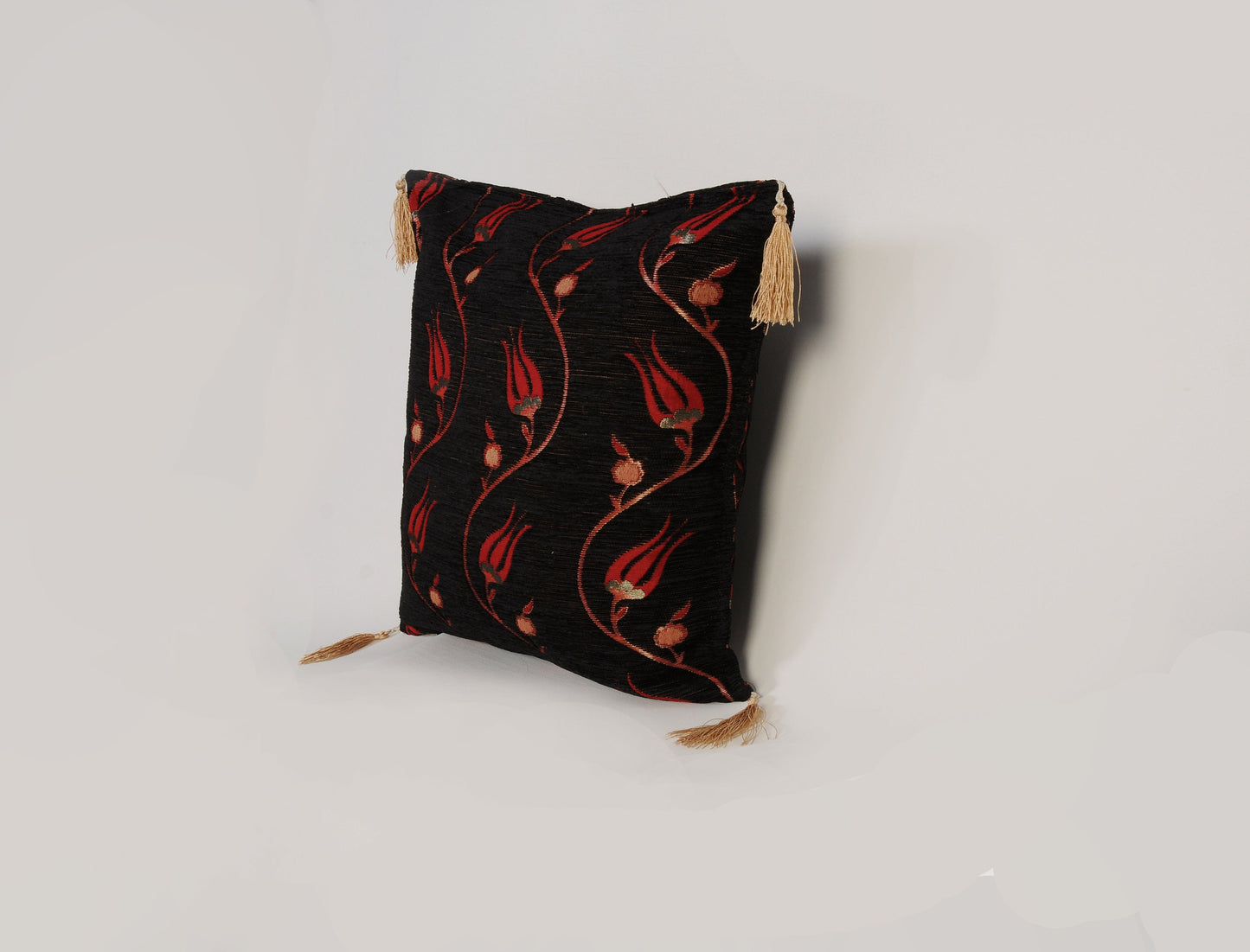 Oriental Home®  Tasseled Kilim Pillow Cover