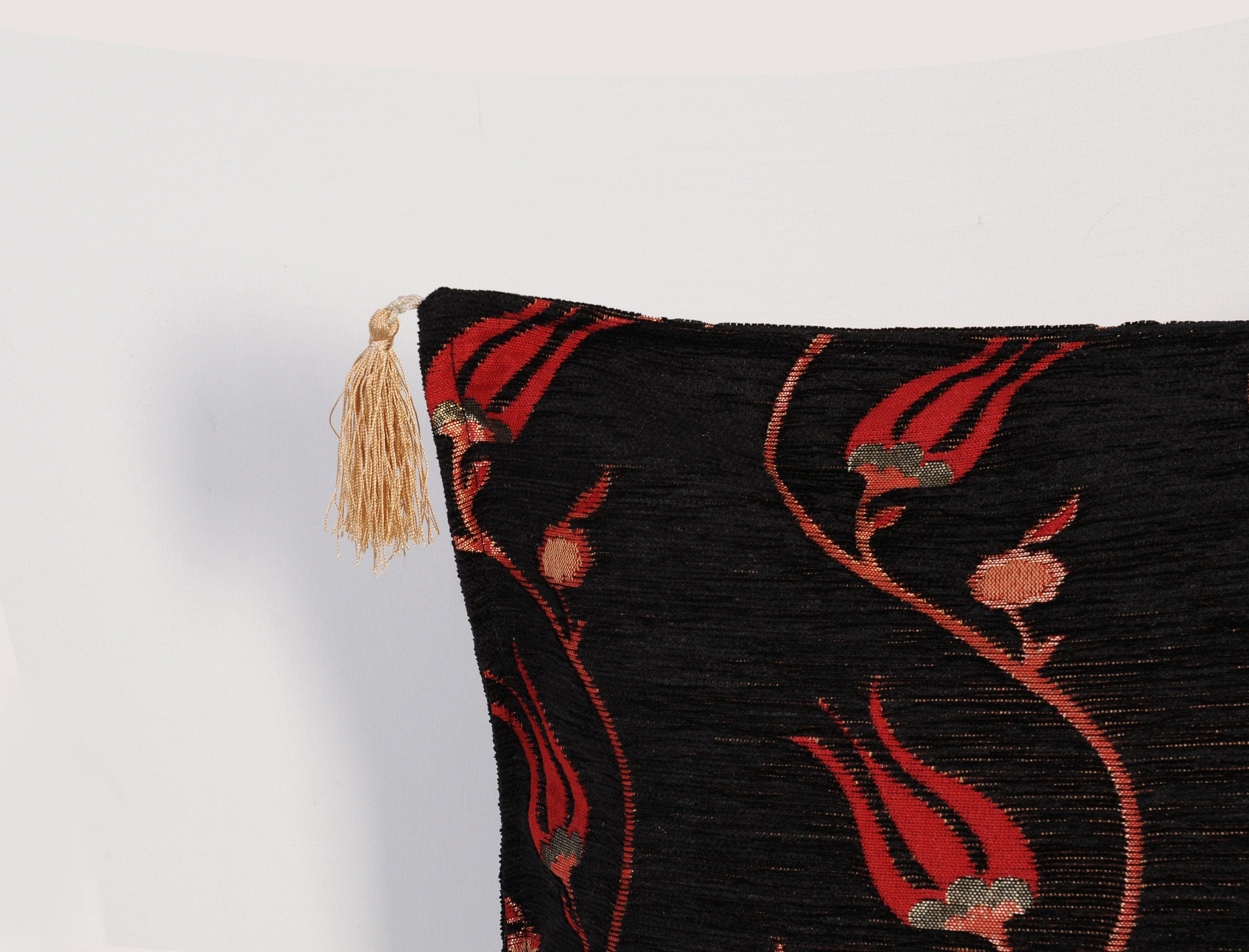 Oriental Home®  Tasseled Kilim Pillow Cover