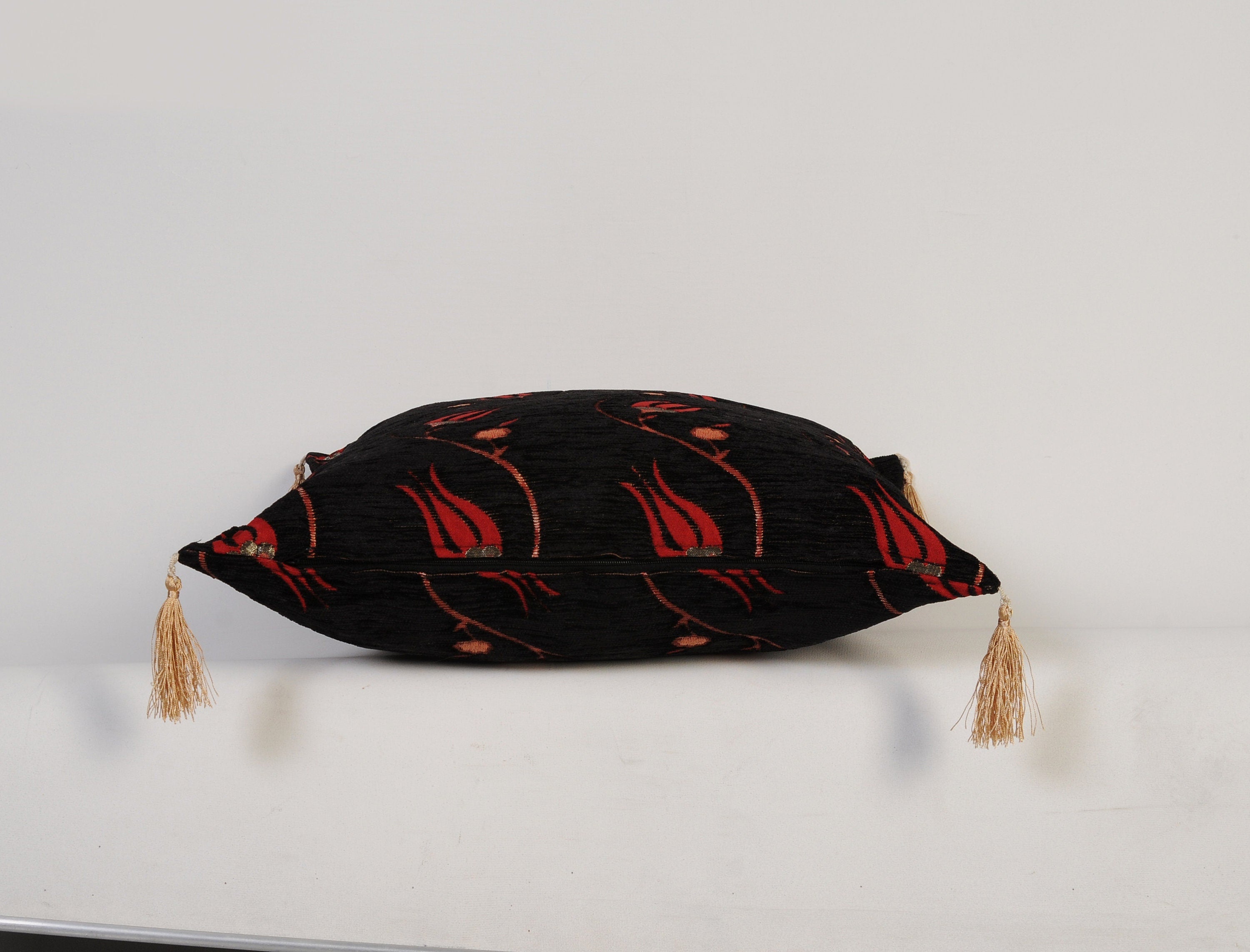 Oriental Home®  Tasseled Kilim Pillow Cover