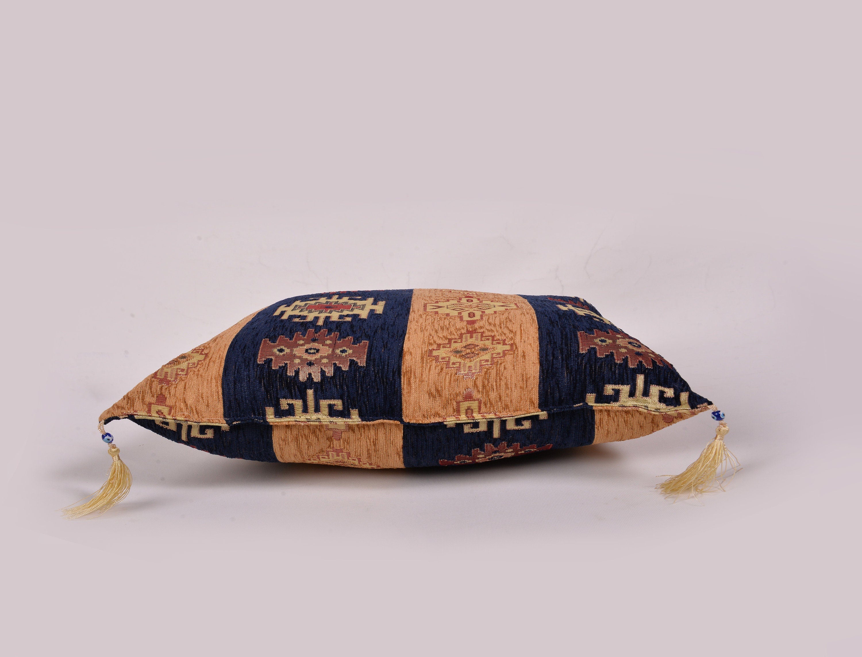Oriental Home®  Tasseled Kilim Pillow Cover